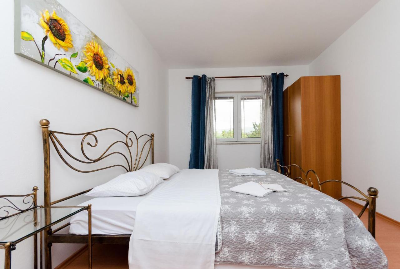 Apartments Milan Rakalj Extérieur photo