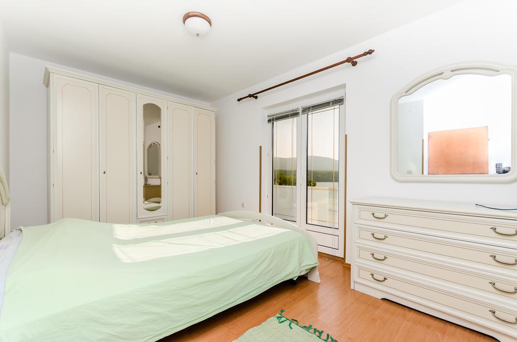 Apartments Milan Rakalj Extérieur photo